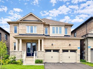 9 Sweet Cicely St, Springwater, ON L9X 2E2