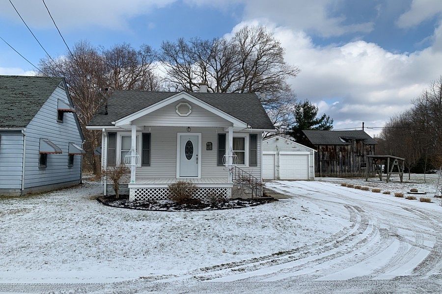1st image of 2765 Fackler Ave