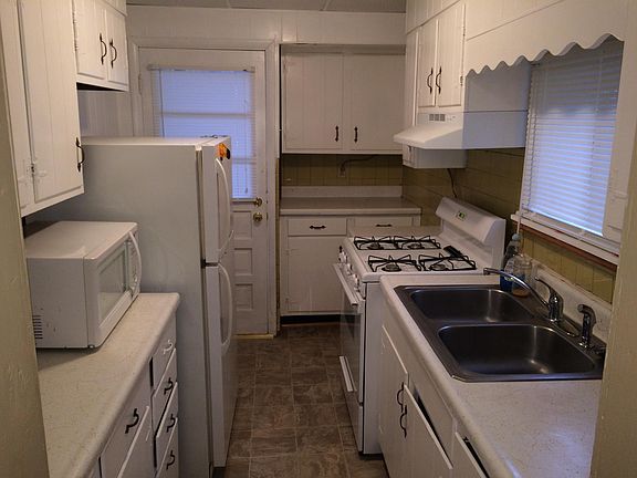2nd image of 4353 Jefferson St