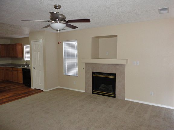 3rd image of 10400 Condor Dr NW