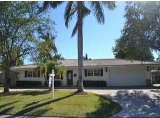2710 NE 52nd Ct, Lighthouse Pt, FL 33064