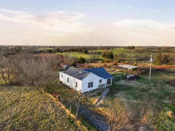 1081 Godbey Ln, Danville, KY 40422