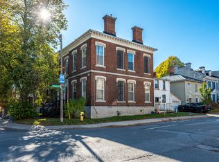 94 Sydenham St, Kingston, ON K7L 3H4