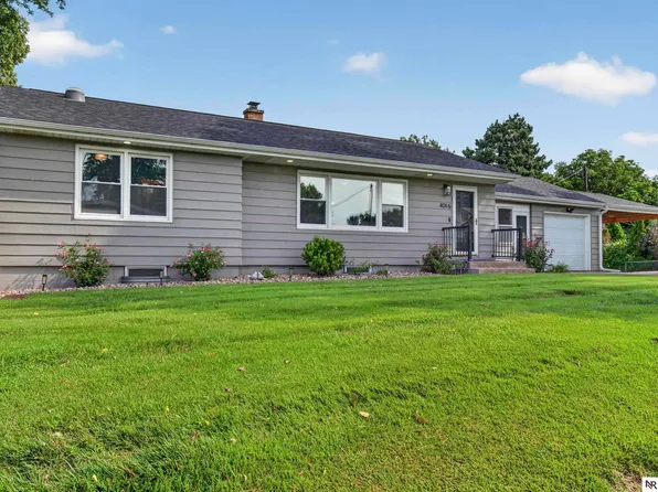 4016 Castelar St, Omaha, NE 68105