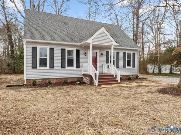 1807 Meadow Park Cir, North Chesterfield, VA 23225