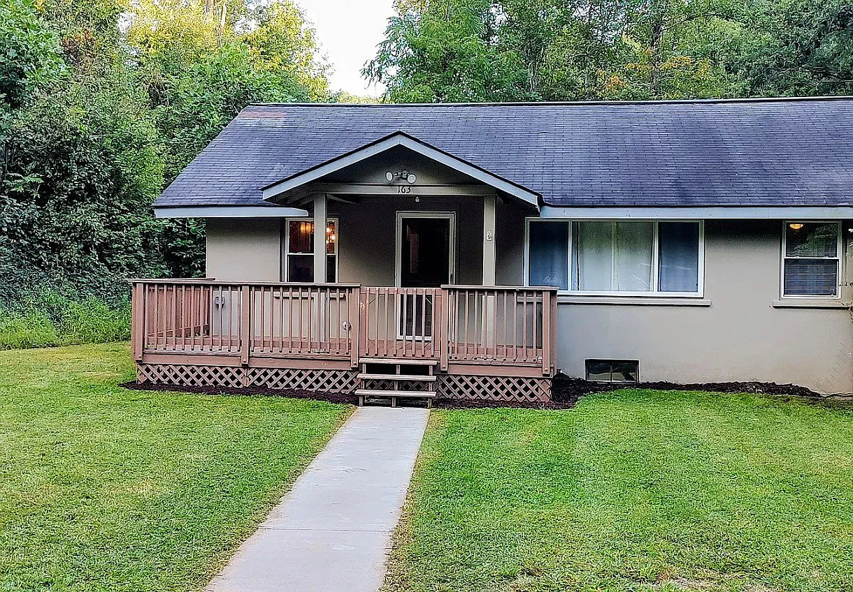 Country home — Photo 1
