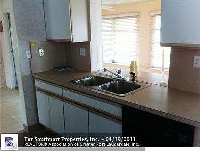 4th image of 2671 W Golf Blvd