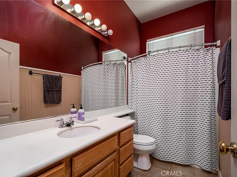 2587 Macbeth Ave — Photo 8