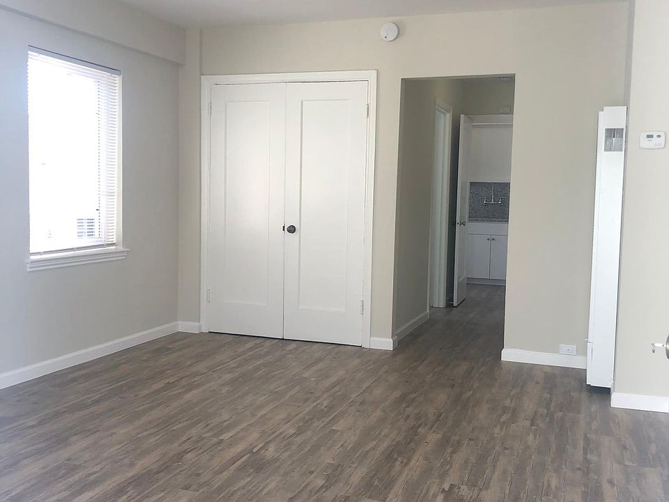 1st image of 1204 Capuchino Ave APT 4