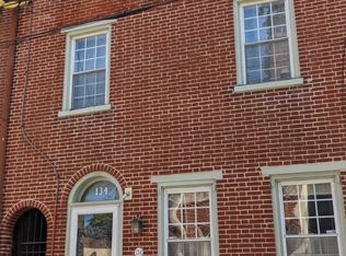 134 Carpenter St, Philadelphia, PA 19147