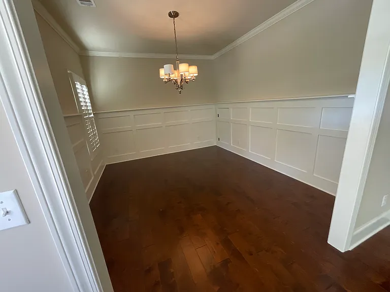 1520 Parkside Dr — Photo 6