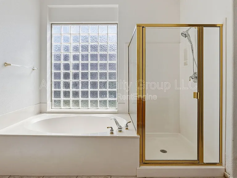 7017 W Greenbriar Dr — Photo 40