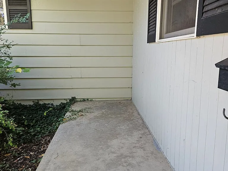 1875 S Linden Way — Photo 9