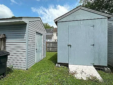 3 bed, 1254 sqft, $2,350 — Photo 3