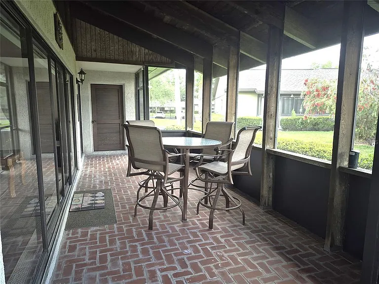40 Dale Pl — Photo 24