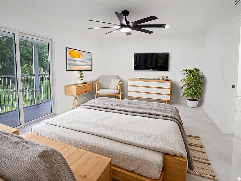 13250 SW 7th Ct #204L — Photo 21