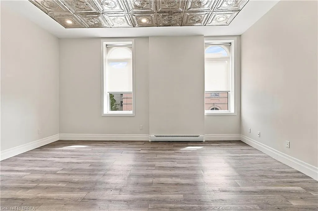 2 bed, 1.0 bath, 753 sqft, $1,600 — Photo 4