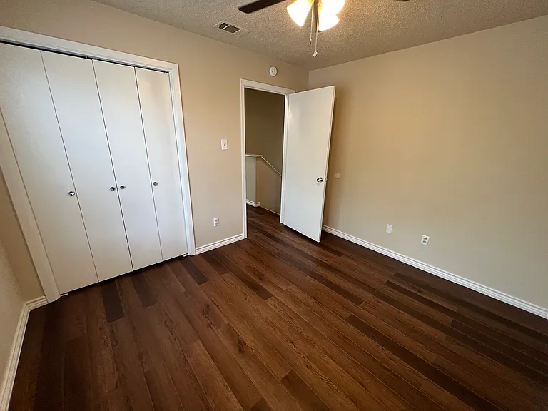 103 Hughson Ct — Photo 19