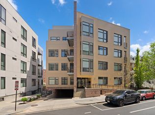 3035 15th St NW #PENTHOUSE 404, Washington, DC 20009