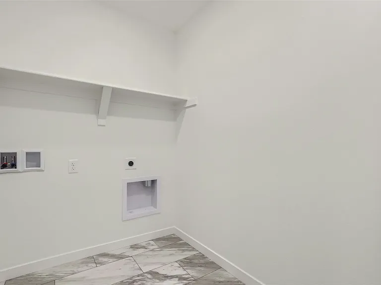 560 Cottonwood Ave — Photo 22