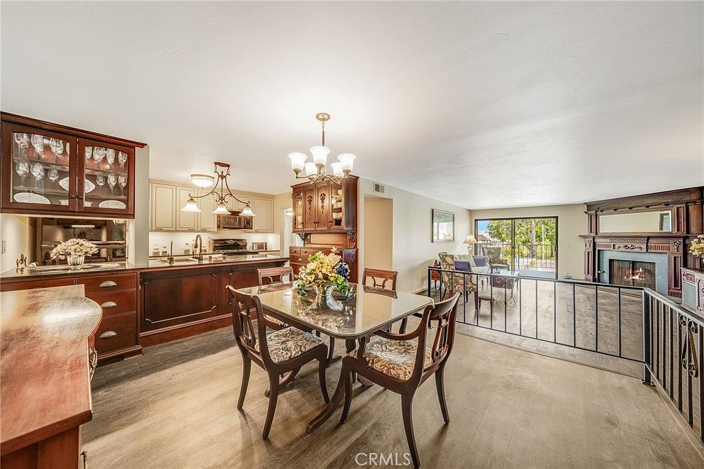 2501 S El Camino Real UNIT 206