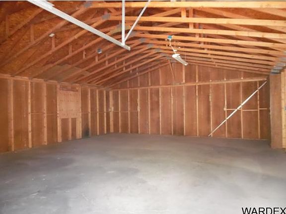 2nd image of 818 Glen Dr