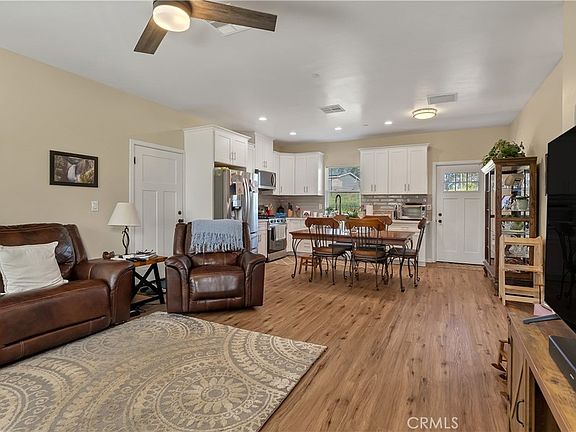 3rd image of 8588 Ridgecrest Dr