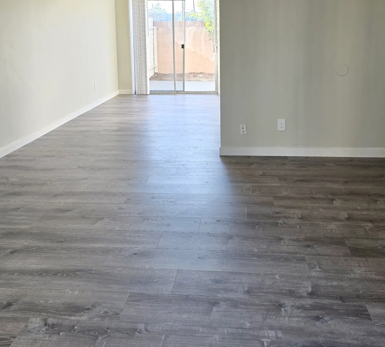 Lampson Park Homes — Photo 4