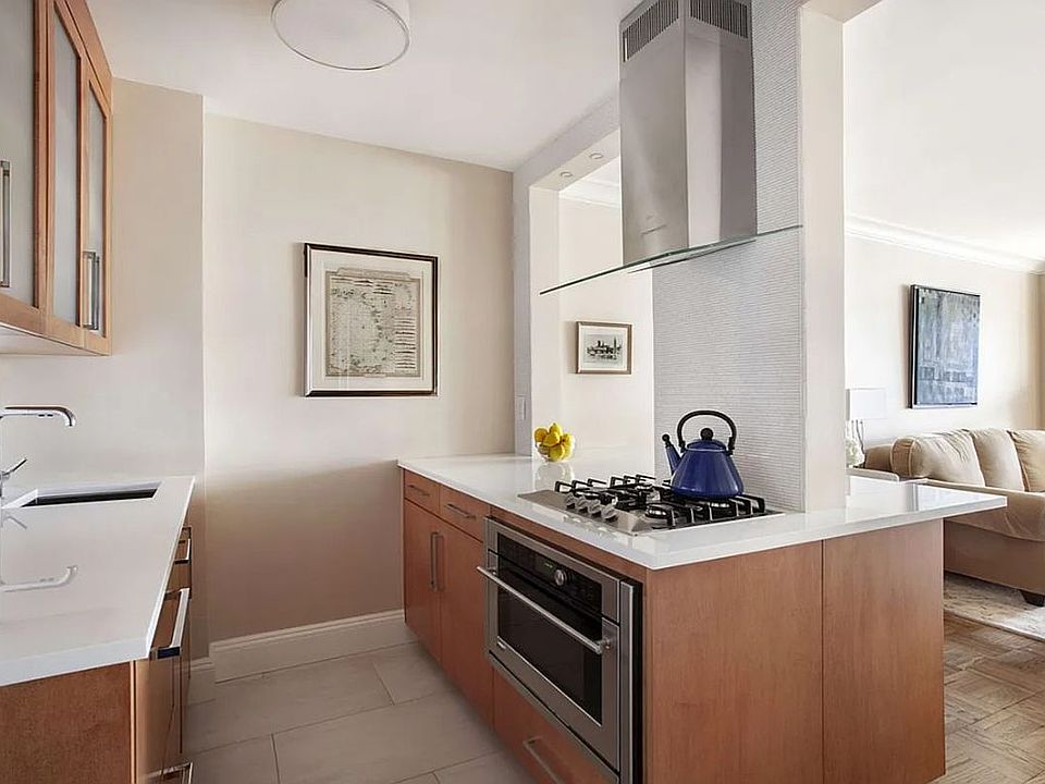 1st image of 61 Jane St APT 9N