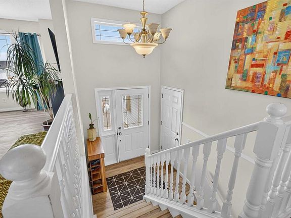 5th image of 1175 N Strathcona Rd