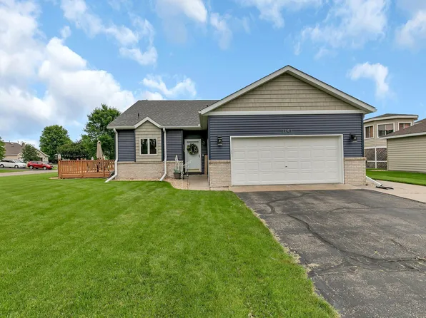 1141 4th St N, Sartell, MN 56377