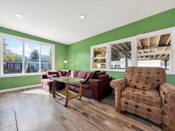 40157 Government Rd #39, Squamish, BC V8B 0G6