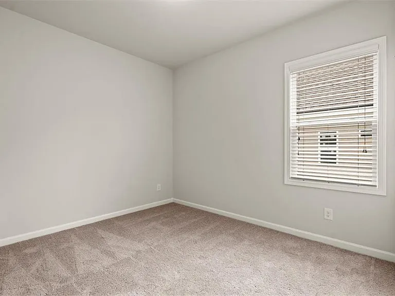 4148 Brookmont Way — Photo 32
