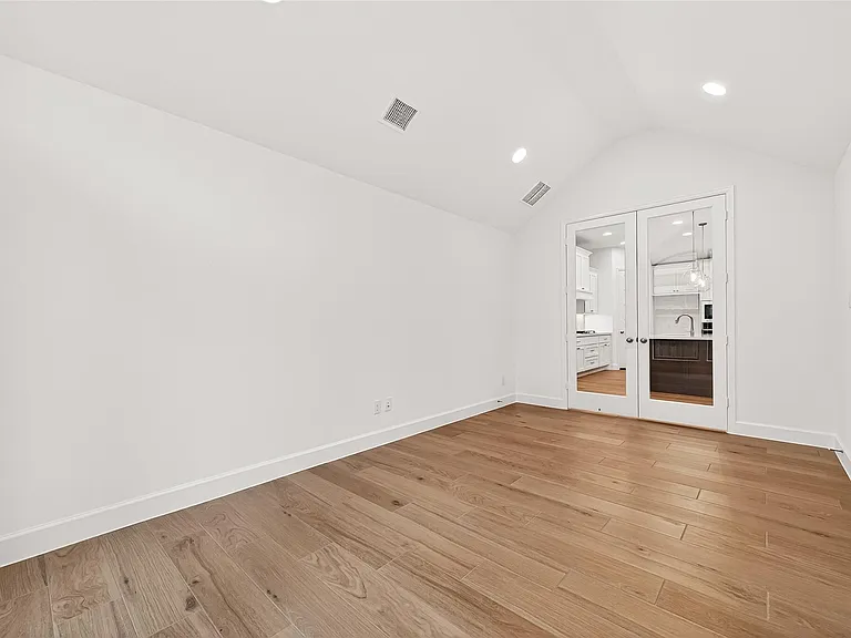 29731 Brushy Gables Dr — Photo 19