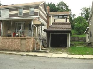 620 E Front St, Lansford, PA 18232