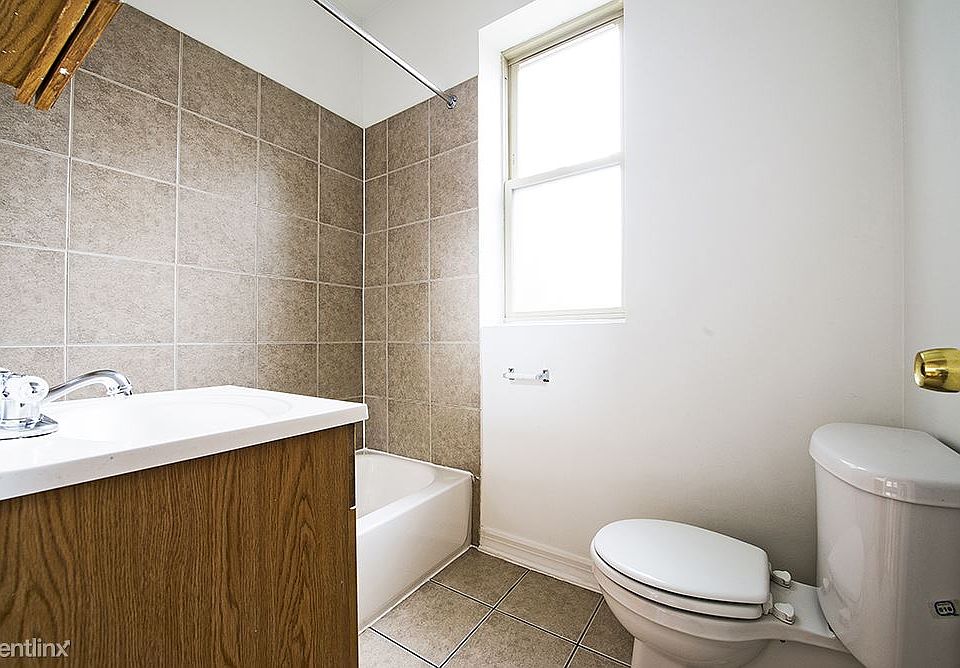 edited_1245 S California Ave Apartments Chicago Bathroom_1
