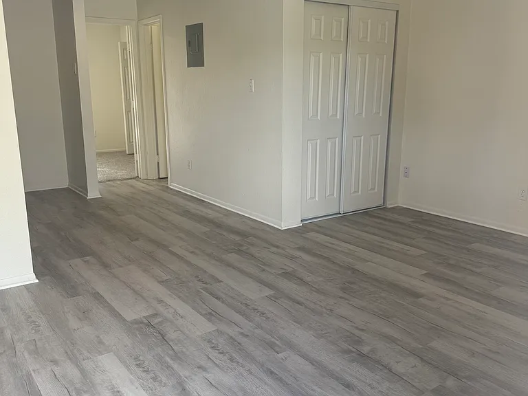 1411 Ulysses St #6 — Photo 6