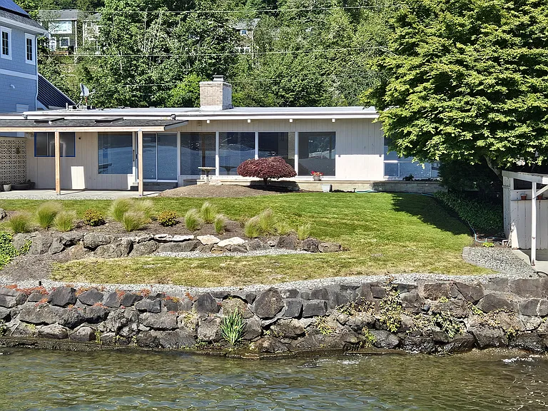 3803 E Lake Sammamish Shore Ln SE — Photo 10