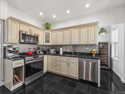 27 Locust Avenue #4N, New Rochelle, NY, 10801