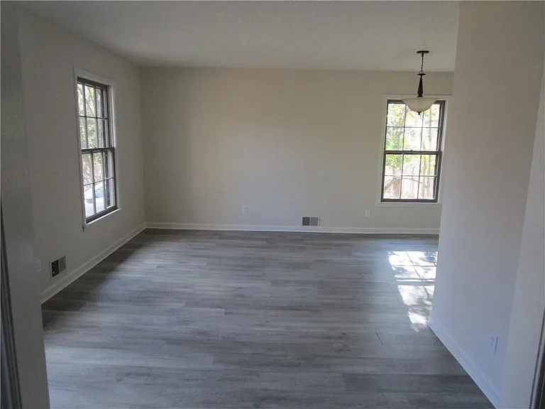 3730 Newport Dr — Photo 26