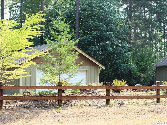 4th image of 111 N Fawn Dr