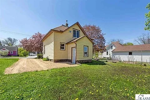 272 W Tyrone St — Photo 3