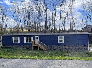 596 Old Long Hollow Rd, La Follette, TN 37766