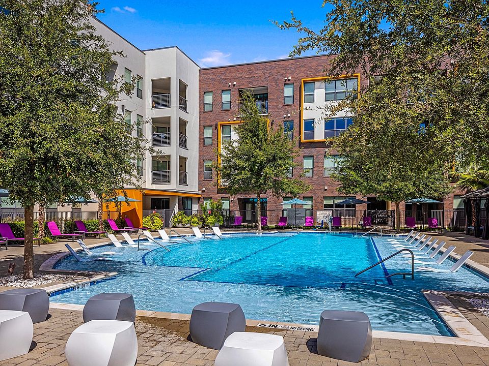 Aldrich_Amenity_Pool (2)