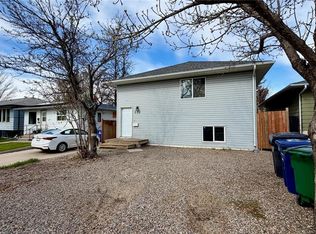 215 V AVENUE N, Saskatoon, SK S7L 3E5
