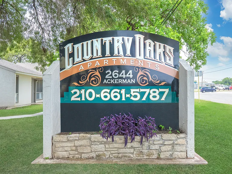 Country Oaks Apartments — Photo 18