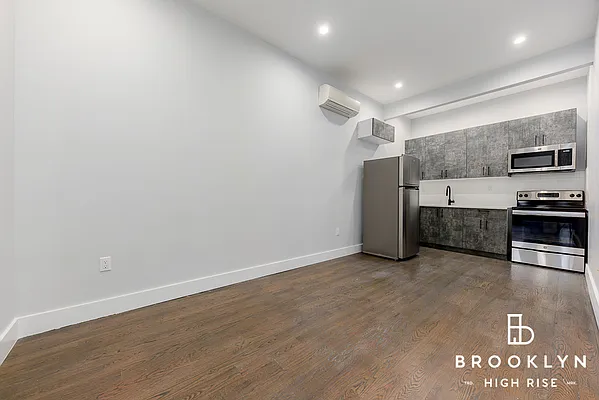 Rented by Brooklyn High Rise LLC | media 2