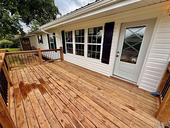4th image of 805 Westwind Dr