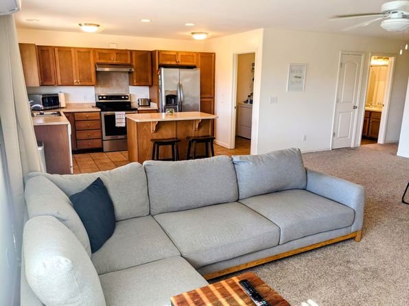 242 Lau Oliwa Loop, Wailuku, HI 96793