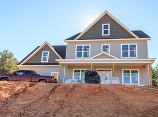 72 Countryside Dr, Lillington, NC 27546